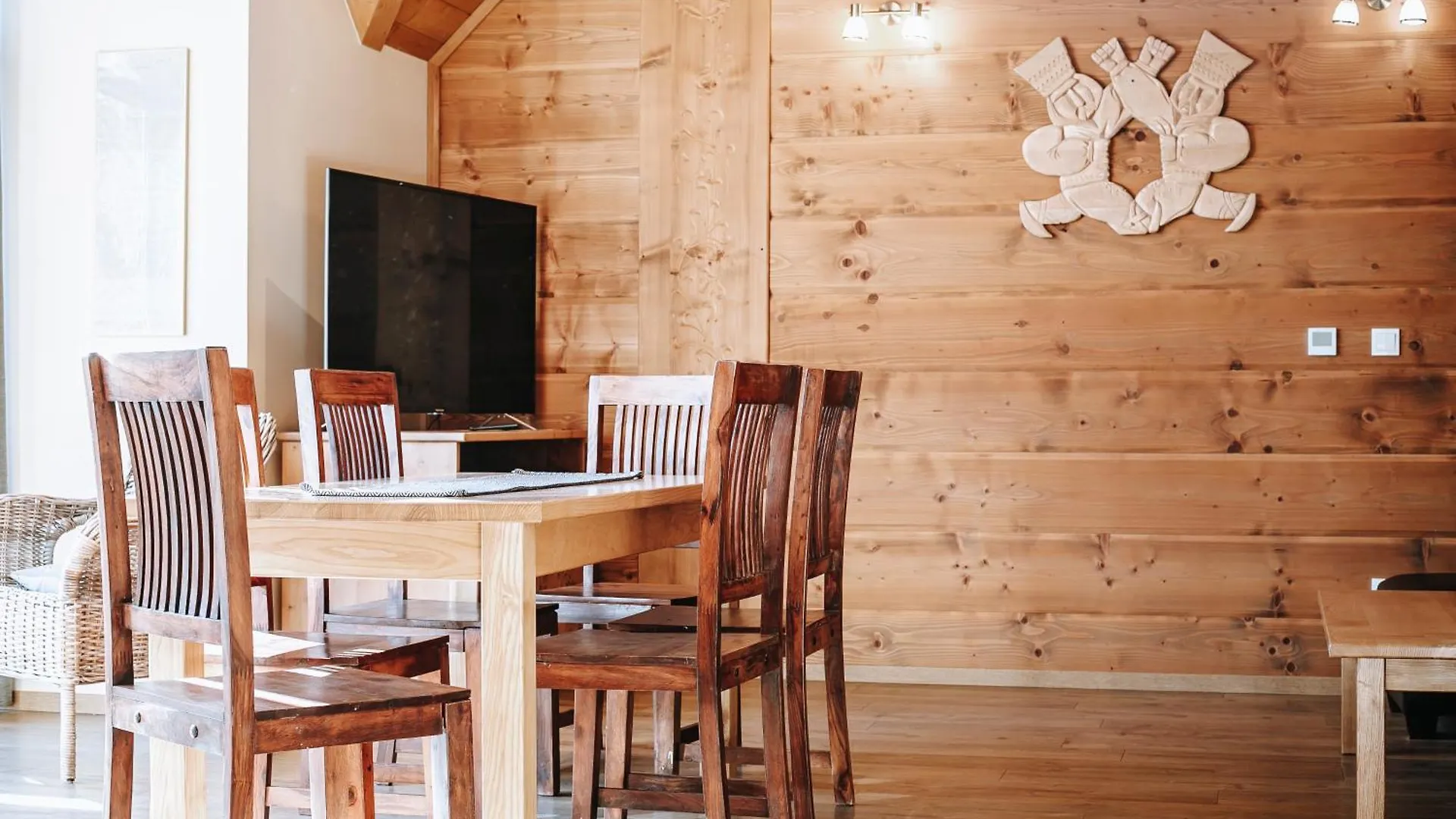 Chalet Domki Regionalne Tatrzanskie Echo Z Widokiem Na Tatry Zakopane
