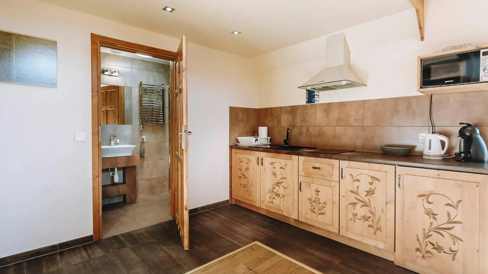 Chalet Domki Regionalne Tatrzanskie Echo Z Widokiem Na Tatry Zakopane Poland