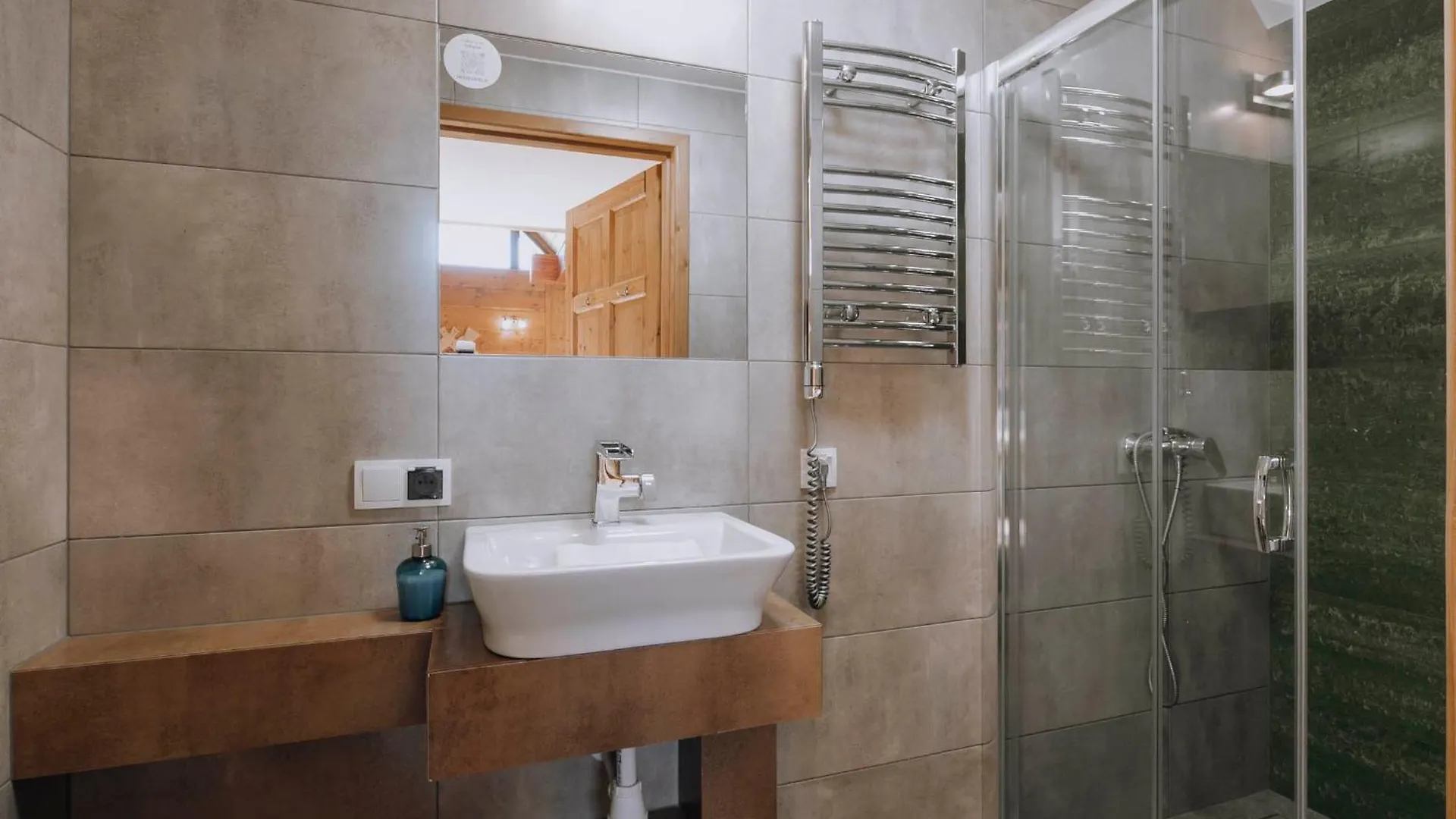 Domki Regionalne Tatrzanskie Echo Z Widokiem Na Tatry Zakopane Chalet